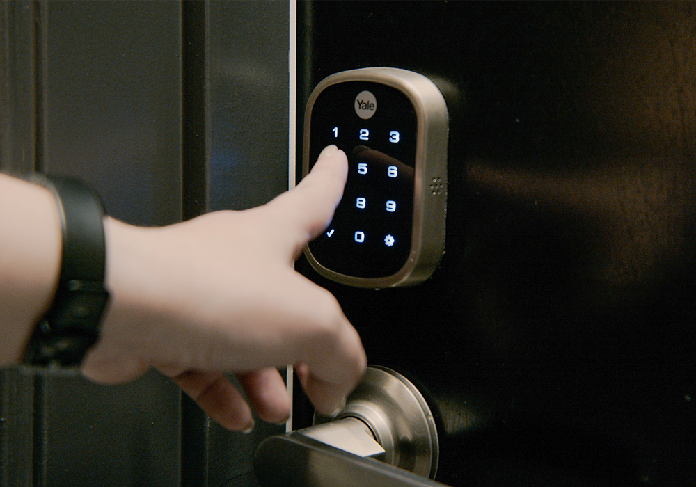 Top Nine Amenities to Look for When Apartment Hunting - Smart Technology