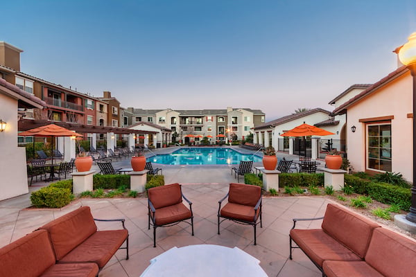 The Vistas of West Hills - Amenities